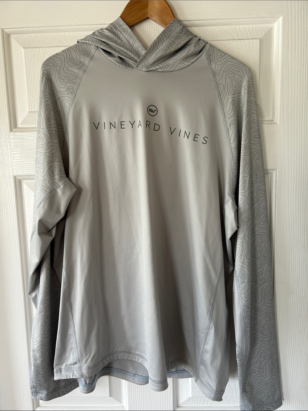 Vineyard Vines Light Gray Hooded Performance Top